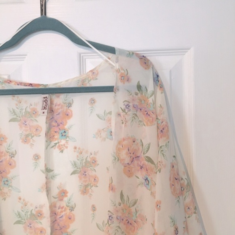 Mudd Floral Chiffron Kimono - Picture 3 of 9
